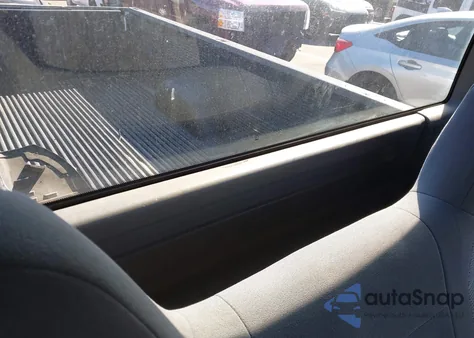 2002 Ford F-150 Xl/Xlt z USA, uszkodzony, nr VIN 1FTRF17262NB97443